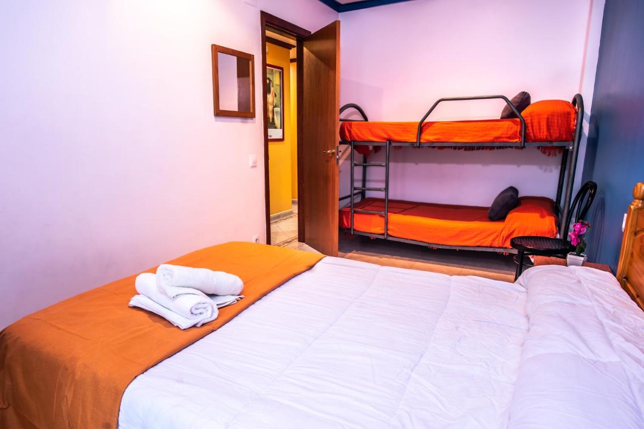 Apartaments Yaco Lloret de Mar Luaran gambar