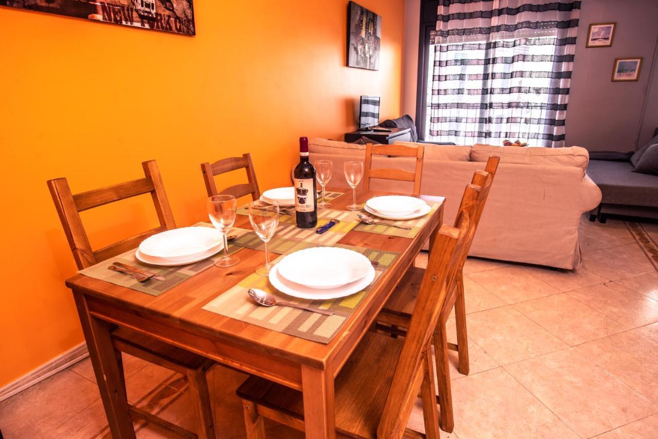 Apartaments Yaco Lloret de Mar Luaran gambar