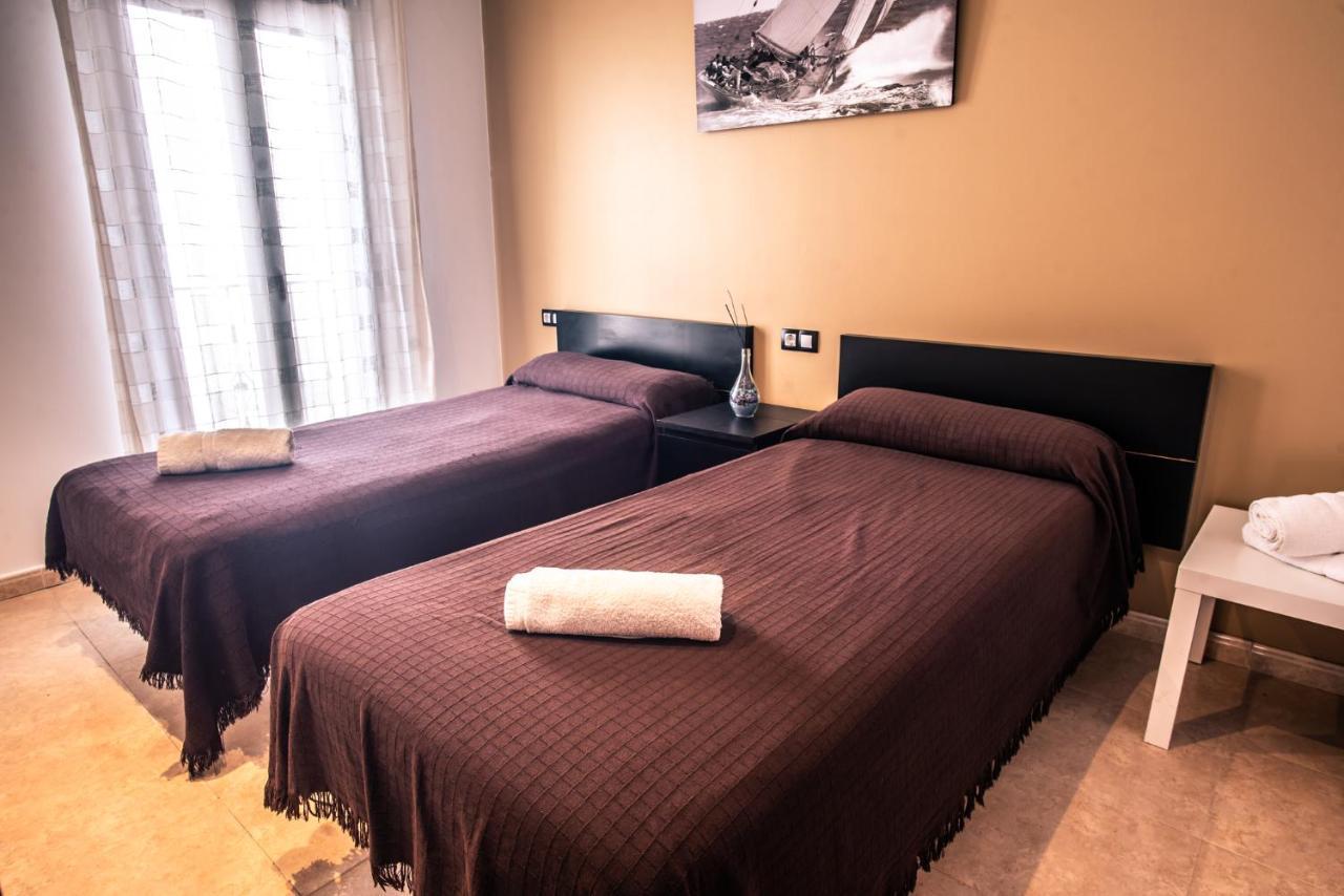 Apartaments Yaco Lloret de Mar Luaran gambar