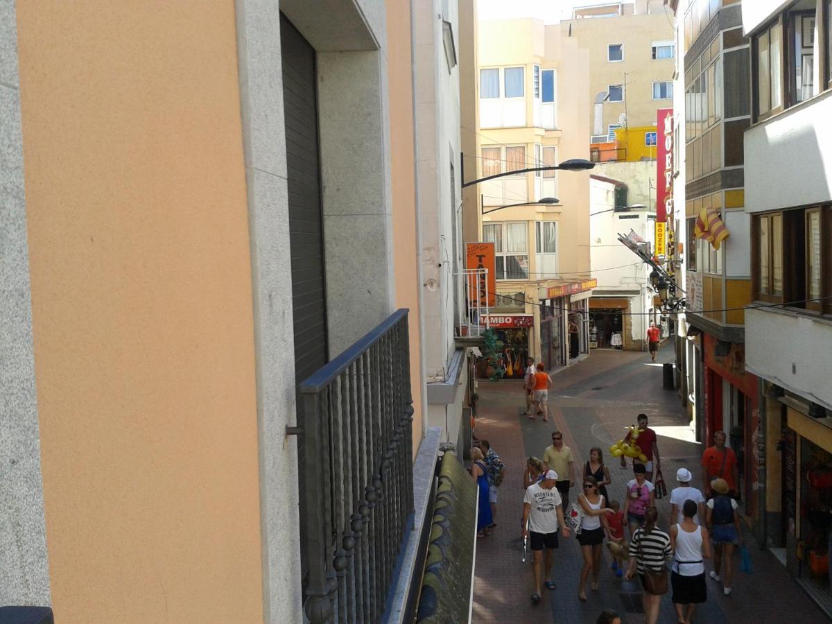 Apartaments Yaco Lloret de Mar Luaran gambar