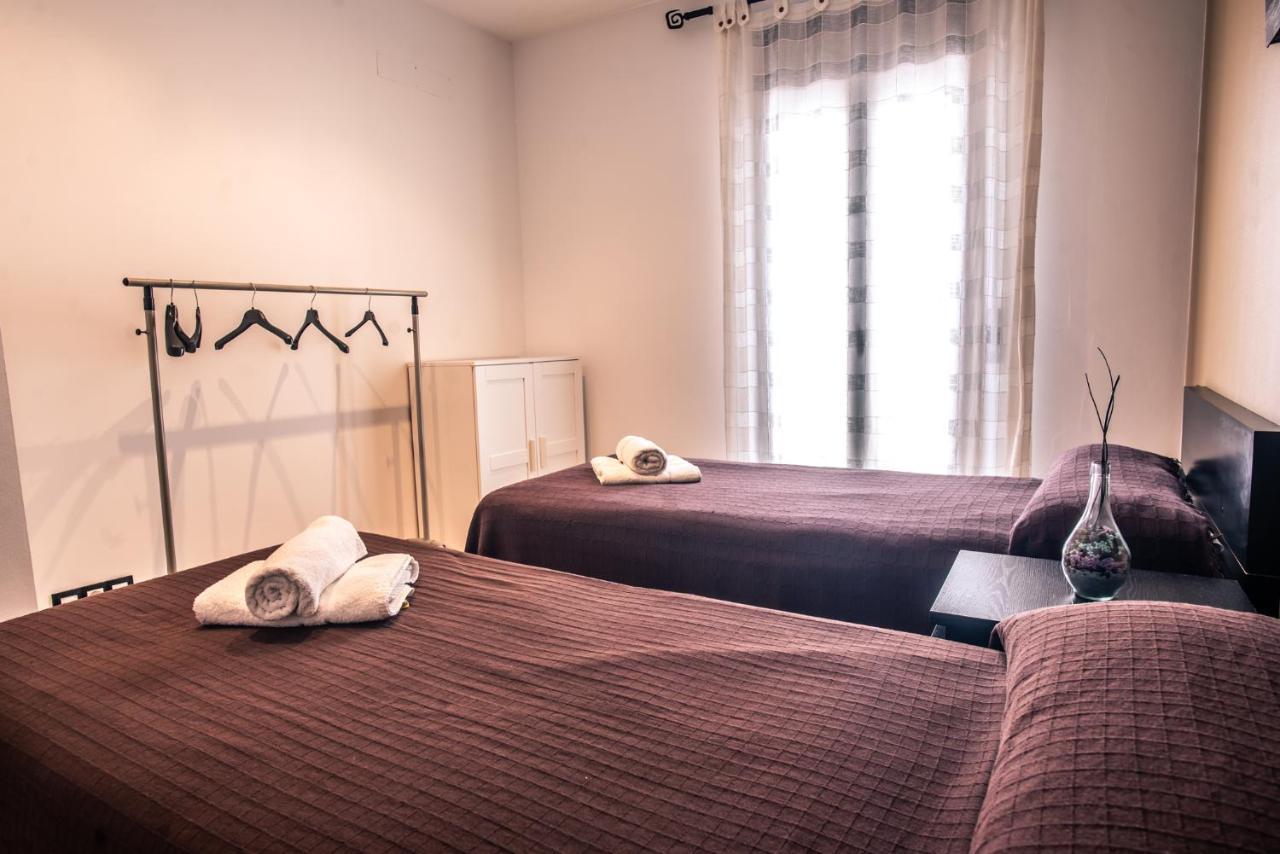 Apartaments Yaco Lloret de Mar Luaran gambar